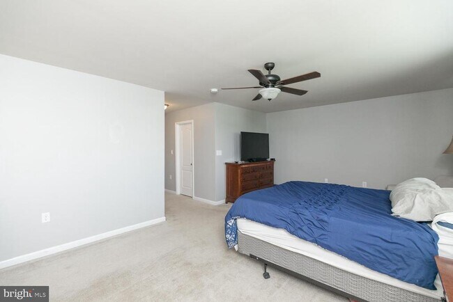 Building Photo - 155 Schramm Lp
