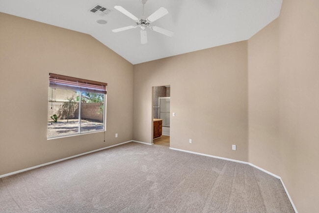 Building Photo - 42780 W Sunland Dr