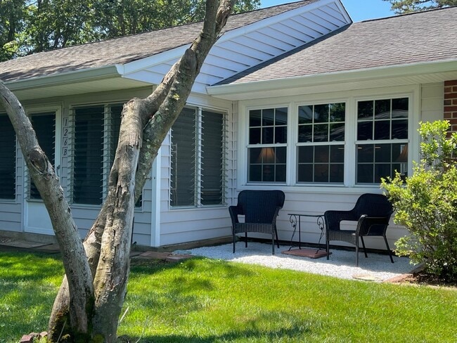 Building Photo - 126 Exmore Ct
