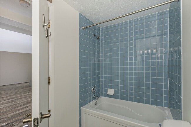 Building Photo - 26101 Village Ln