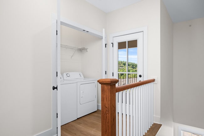 Building Photo - 1431 Spring Pointe Ln