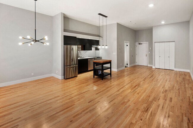 Building Photo - 75 South Main St