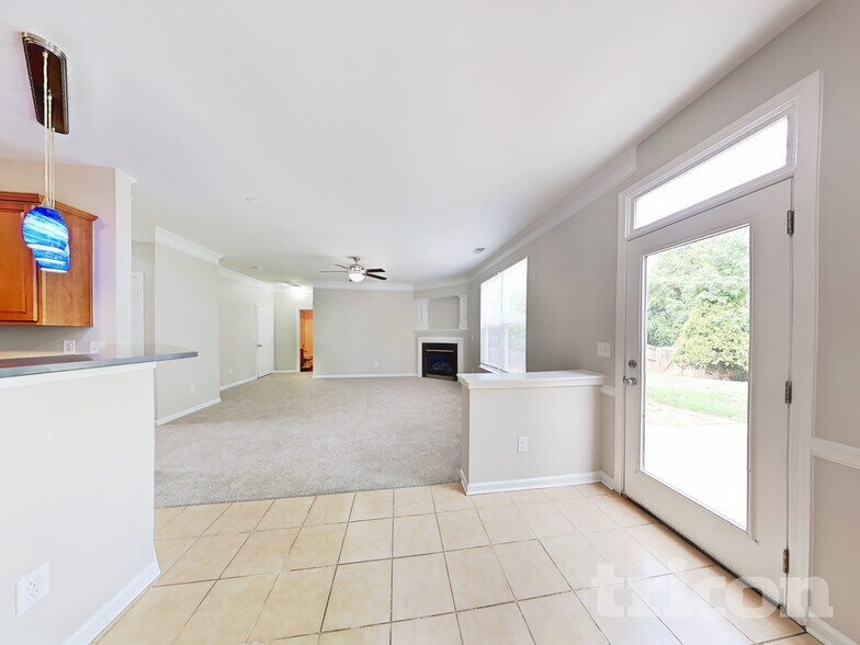 Building Photo - 2721 Forest Grove Ct