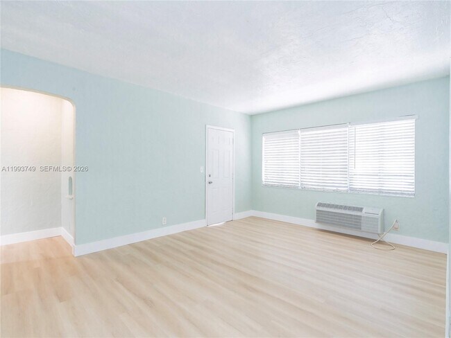 Building Photo - 7635 Dickens Ave