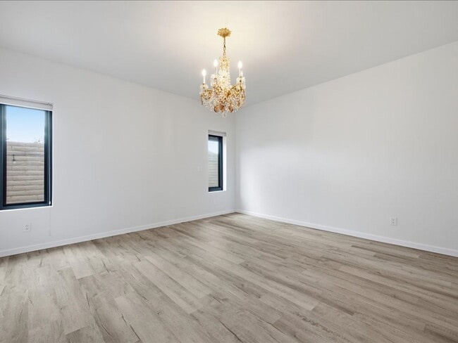 Building Photo - 10111 Spyglass