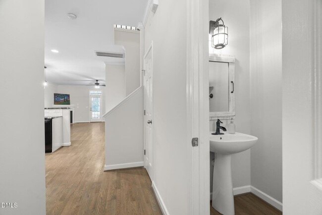 Building Photo - 102 Jamison Woods Ln