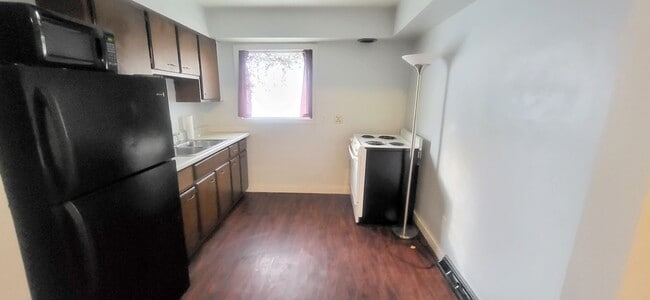 Building Photo - 1223 Michigan Ave