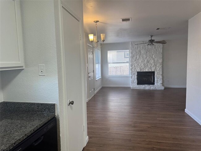 Building Photo - 14045 Maricella Ln