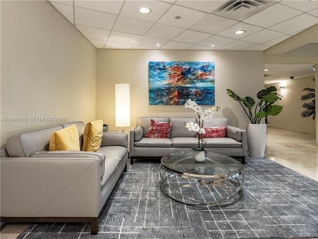 Building Photo - 4900 N Ocean Blvd