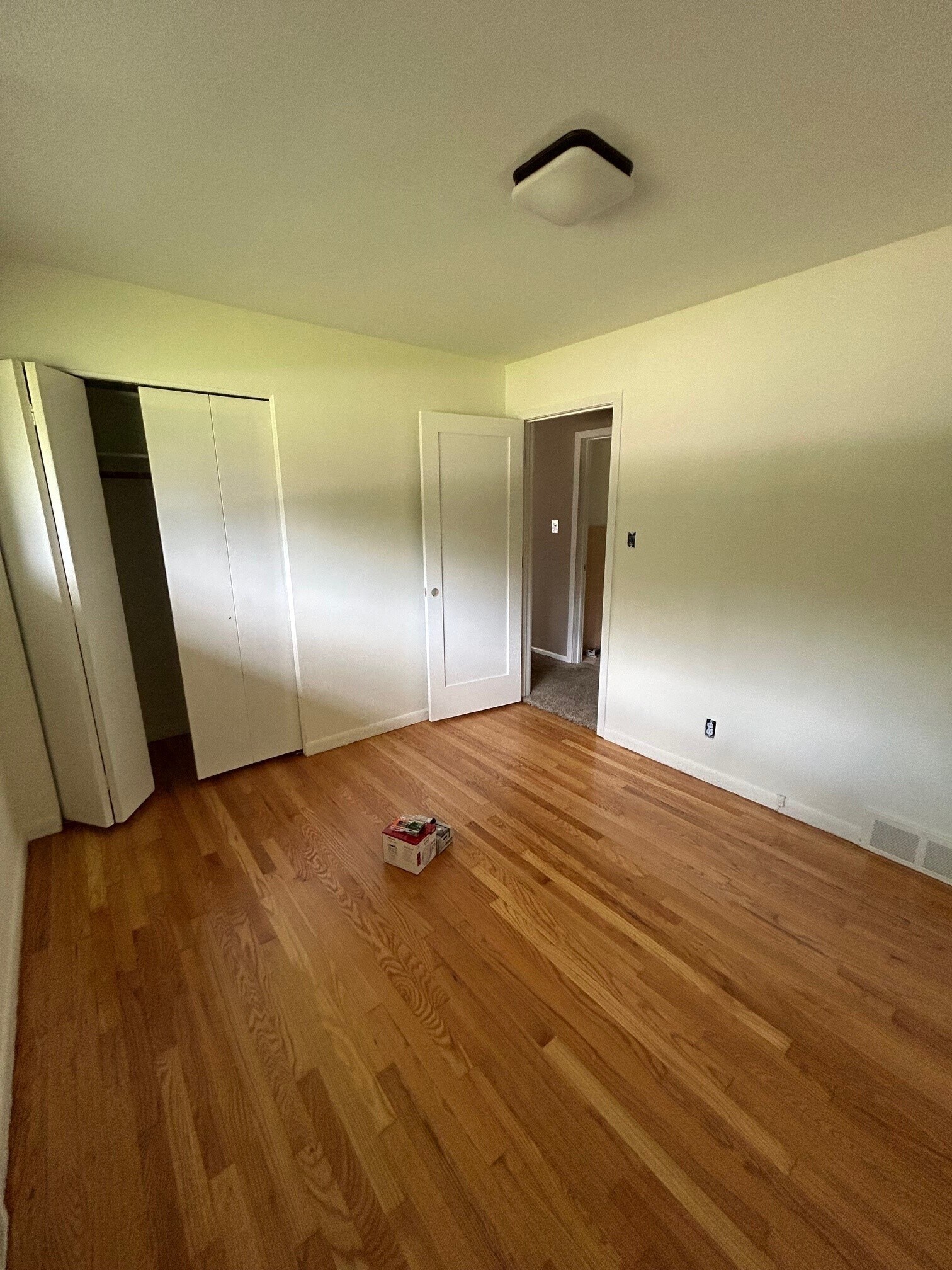 Bedroom - 2558 Avonhurst Dr