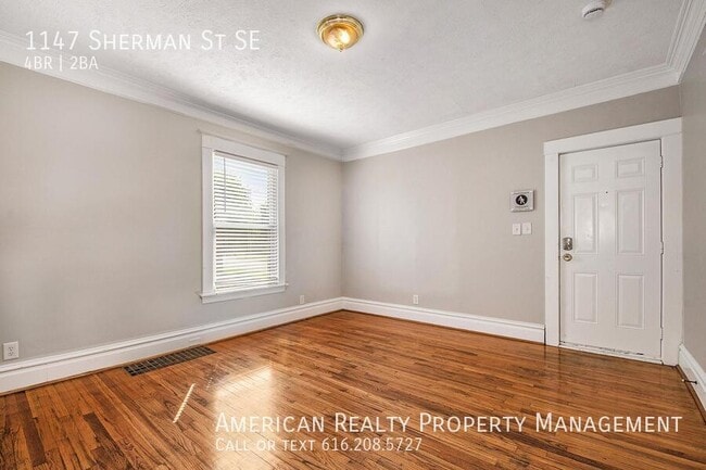 Building Photo - 1147 Sherman St SE