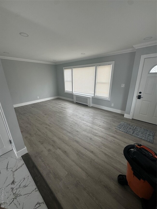 Building Photo - 674 Winthrop Dr