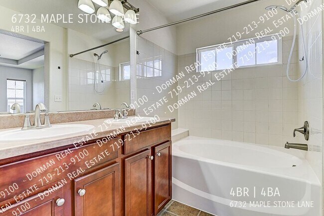 Building Photo - 6732 Maple Stone Ln