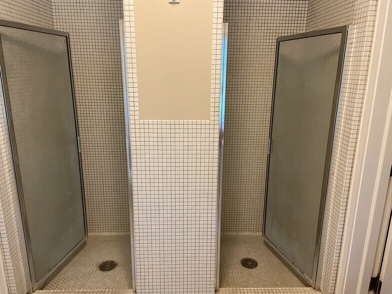 Building Photo - 106 N Prospect Ave