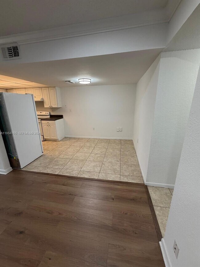 Building Photo - 11101 Royal Palm Blvd