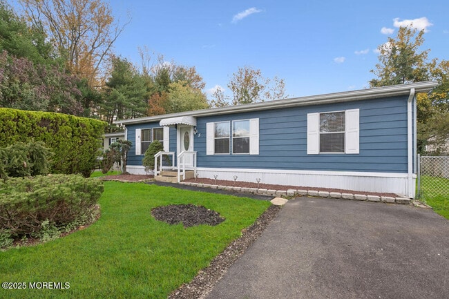 Building Photo - 5 Fallow Dr