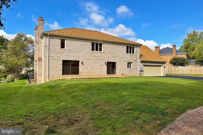 Building Photo - 6294 Dunaway Ct