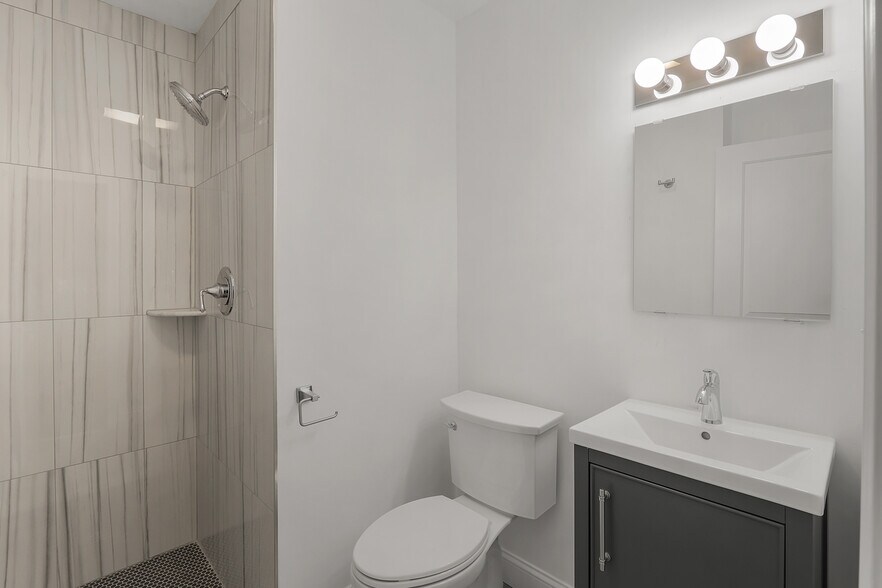 Building Photo - 57 Trumbull St