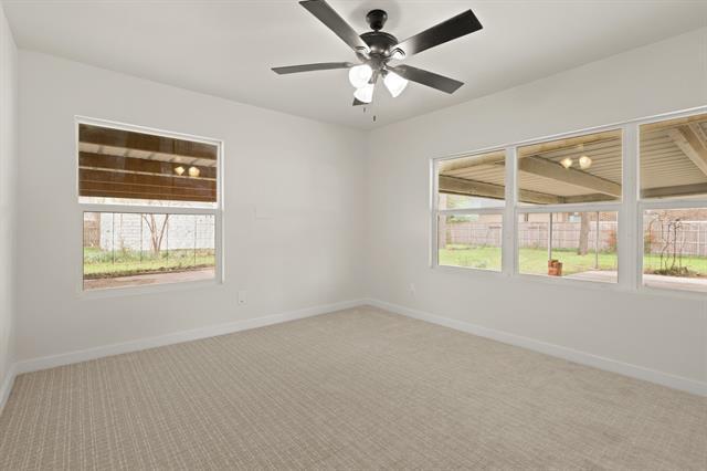 Building Photo - 2340 Harris Ln
