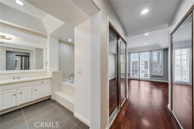 Building Photo - 34300 Lantern Bay Dr