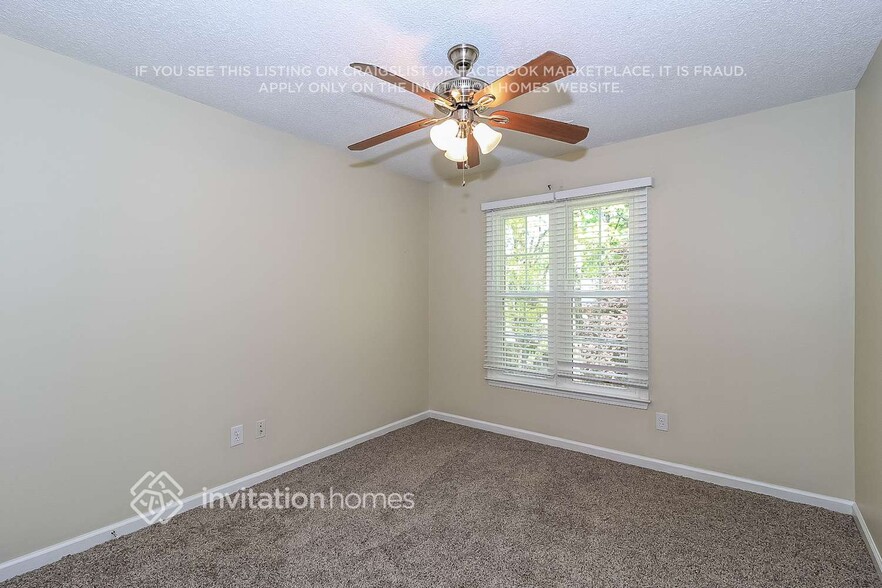 Building Photo - 985 Wenham Ln