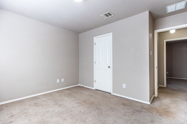 Building Photo - 11716 Channing Dr