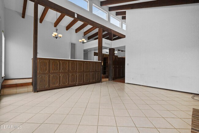 Building Photo - 8201 Big Bend Dr