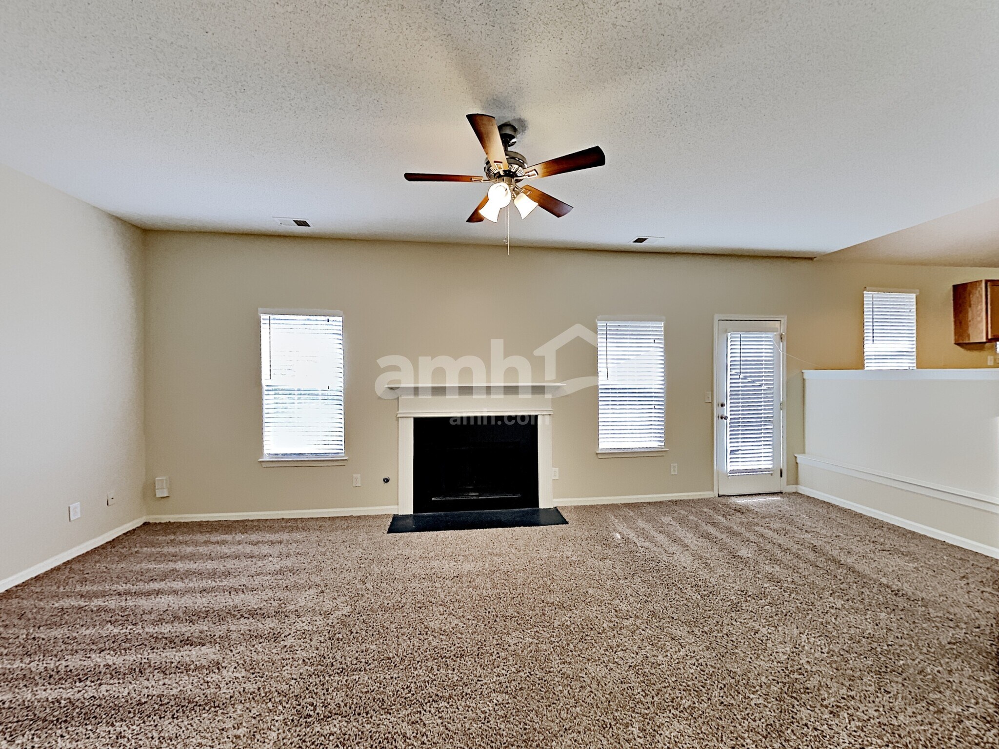 Building Photo - 104 Bellington Dr