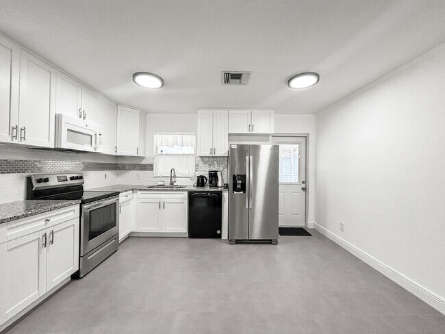 Building Photo - 506 N Missouri Ave
