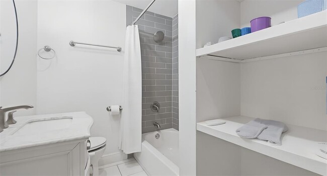 Building Photo - 1416 E Frierson Ave