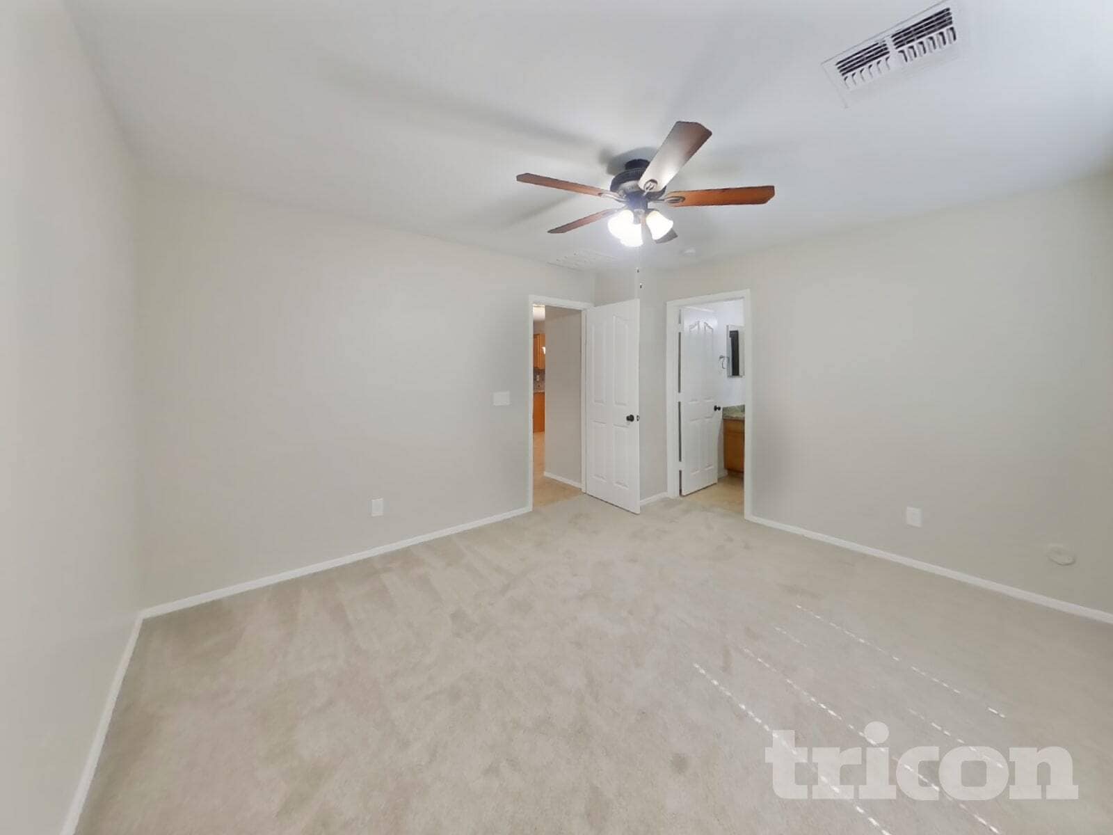 Building Photo - 305 W Angus Rd