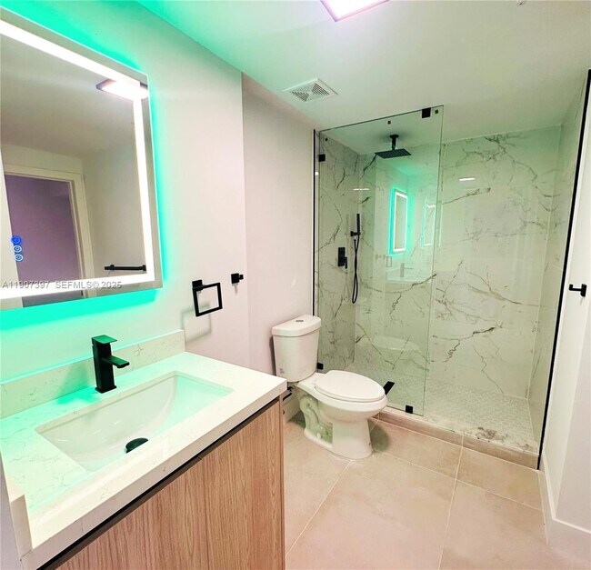 Building Photo - 1547 NW 2nd St