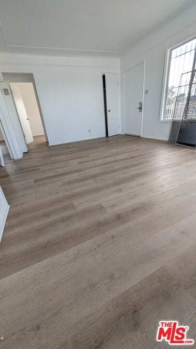 Building Photo - 6820 S Van Ness Ave