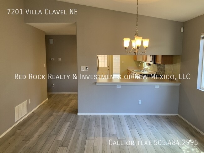 Building Photo - 7201 Villa Clavel NE