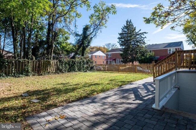 Building Photo - 4621 Greenhill Ave