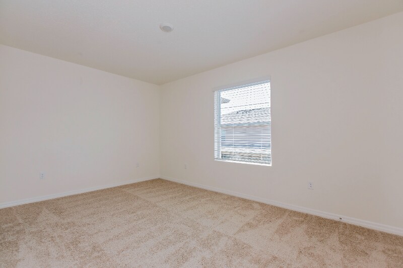 Building Photo - 1280 Yellow Finch Dr
