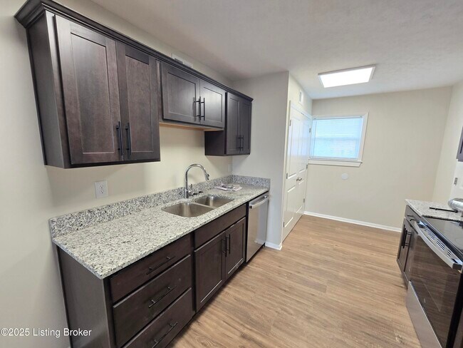 Building Photo - 9124 Kenlock Dr