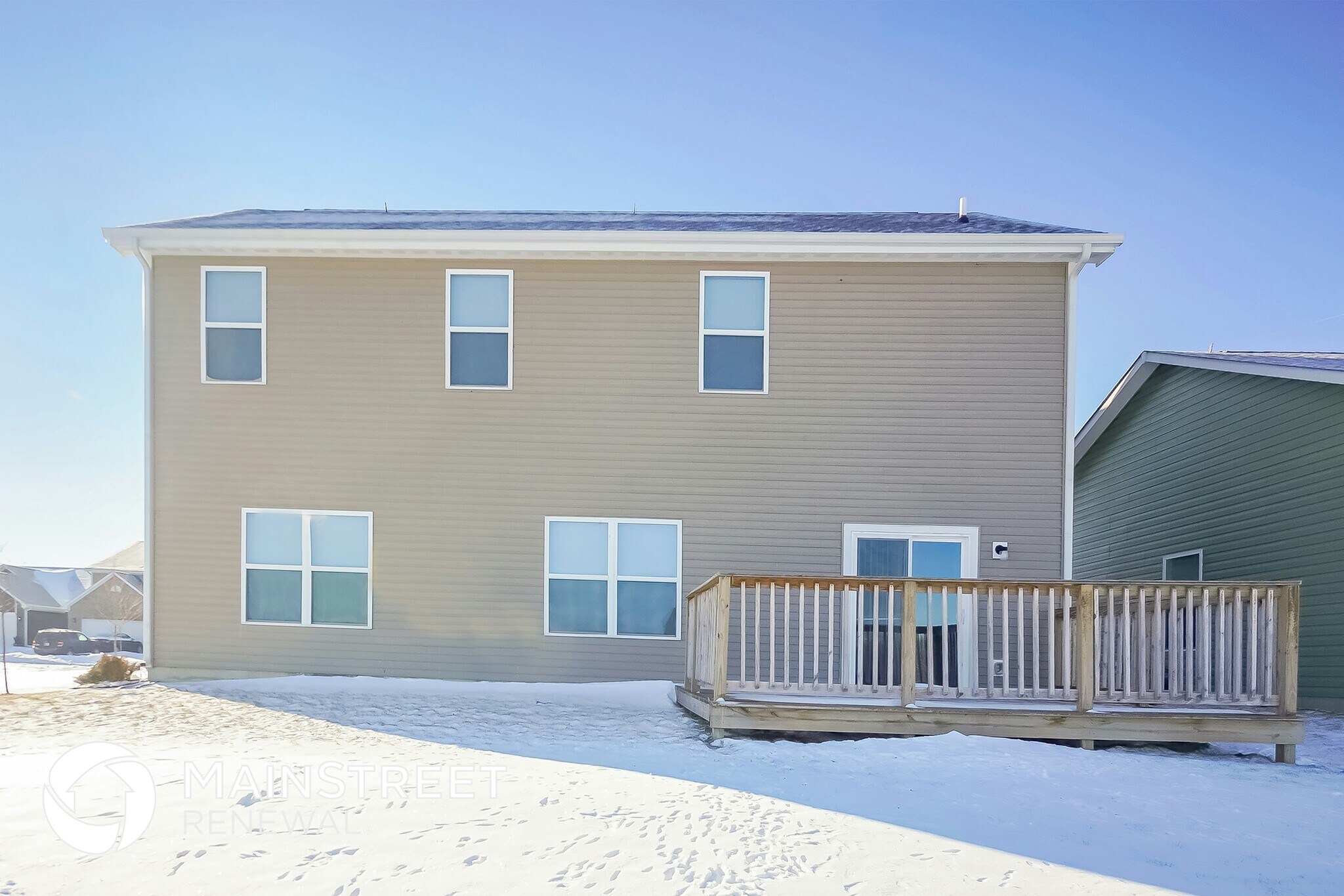 Building Photo - 890 Redwood Dr