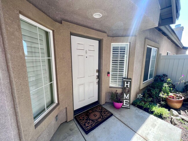 Building Photo - Wonderful 4 bedroom Single Story Murrieta Home for LEASE!