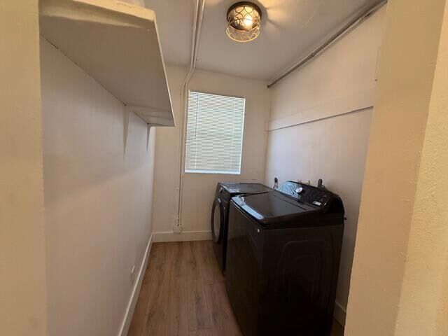 Building Photo - 904 4th St