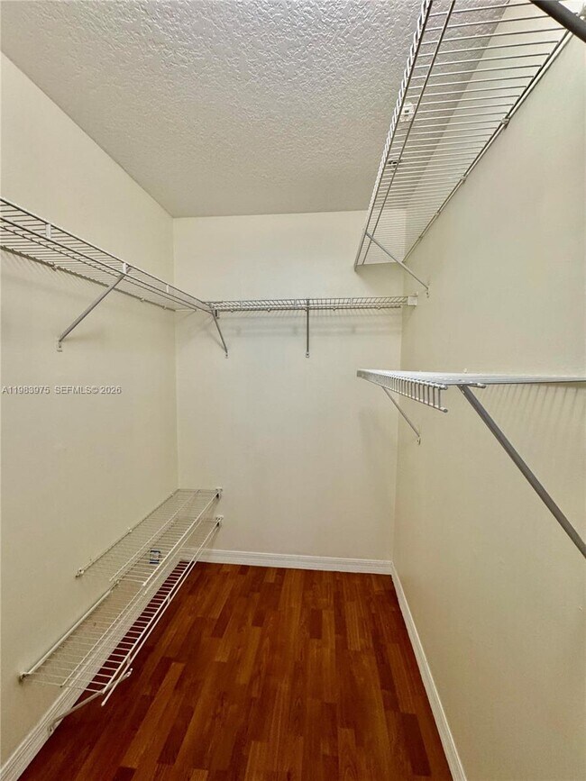 Building Photo - 6520 NW 114th Ave