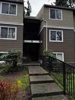 Building Photo - 820 Cady Rd