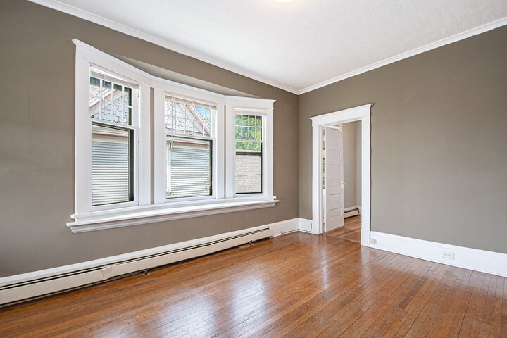 Building Photo - 456 Lafayette Ave SE