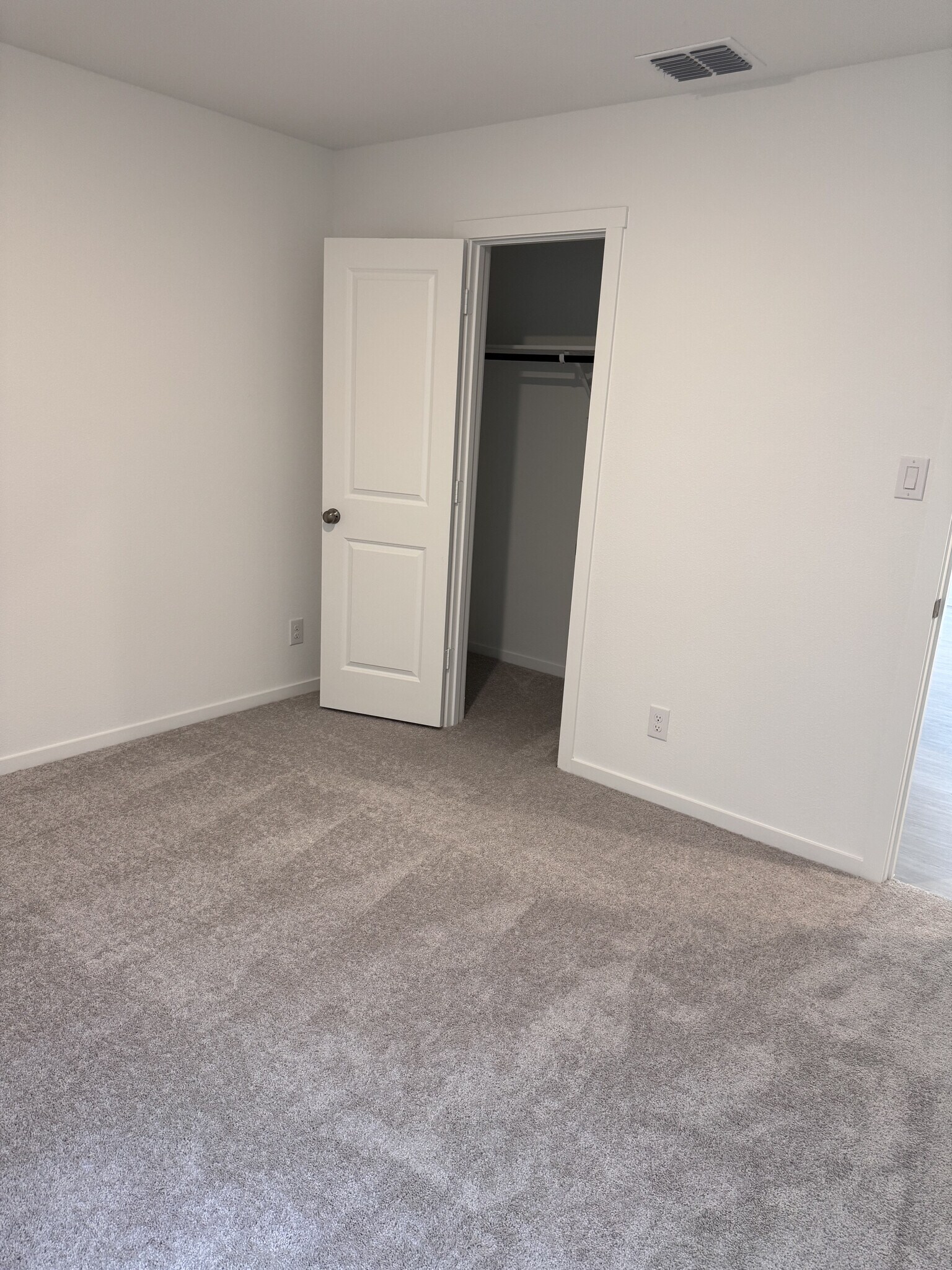 Bedroom 2 Closet - 1355 Wedgeleaf Ln
