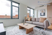 Building Photo - 1212 4th St SE