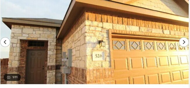 Building Photo - 526 Creekside Cir