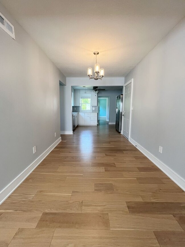 Building Photo - SEE IT NOW: Fully Renovated 4-Bedroom Ranc...