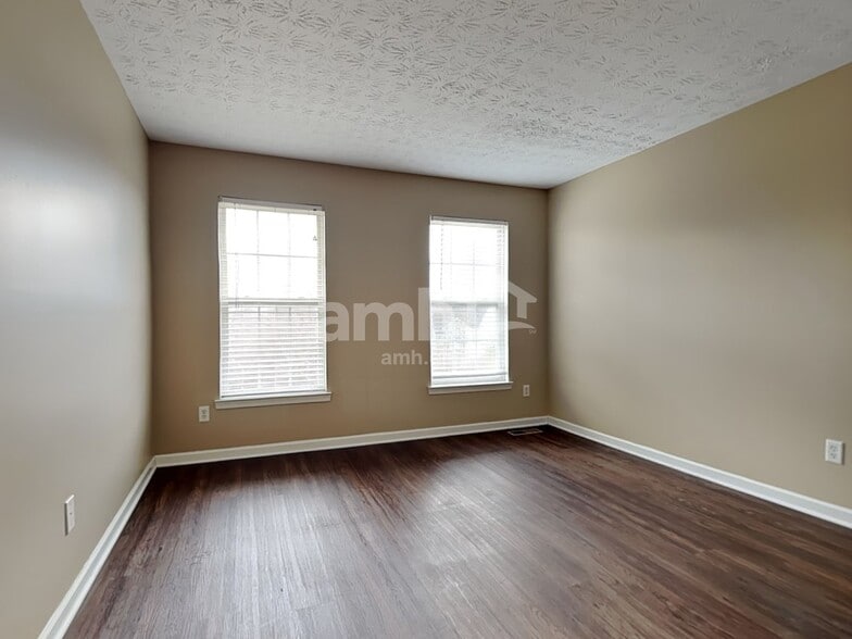 Building Photo - 5383 Abby Loop Way