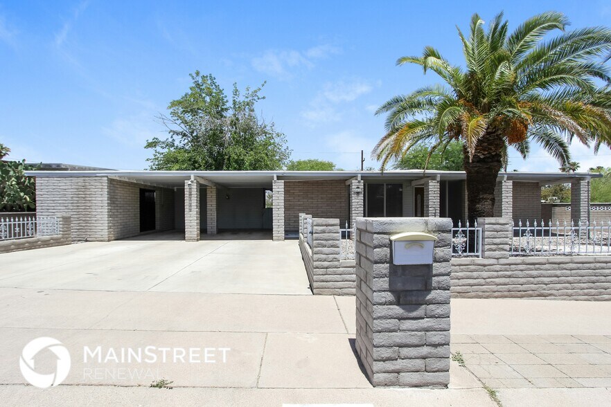 Building Photo - 8411 E Colette St