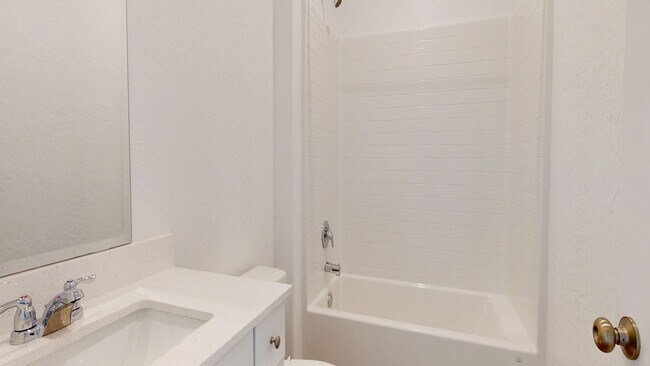 Building Photo - 3249 Carambola Ave